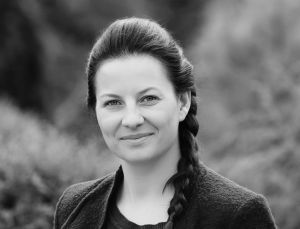Преподаватель - Юлия Медведева